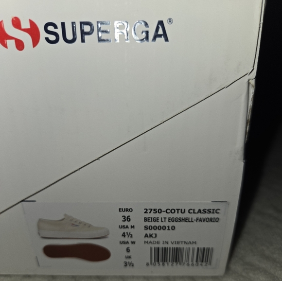 Woman Superga Classic Cream Canvas Sneakers - Picture 5 of 5